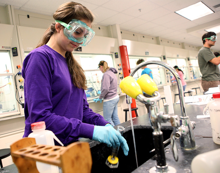 chemistrydetectivessmall